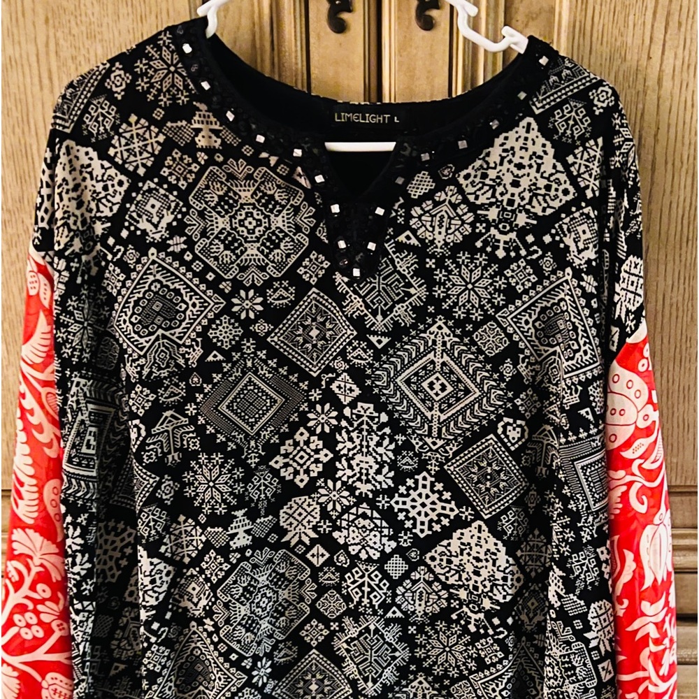Beautiful.Lime Light,Designer Kurta,black,white& red,slightly used,very elegant!